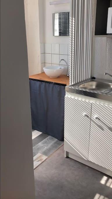 Studio Au Centre De Quimper Rdcアパートメント エクステリア 写真